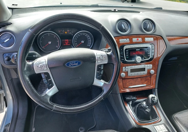Ford Mondeo cena 16900 przebieg: 261000, rok produkcji 2007 z Czarna Woda małe 106